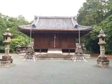 泙野神社の本殿・本堂
