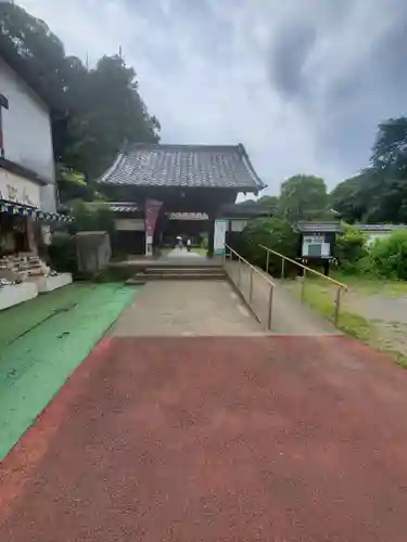 茂林寺の山門