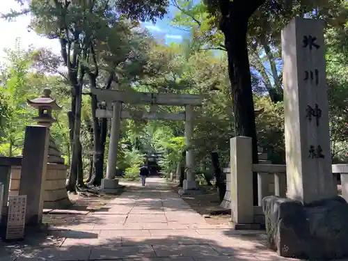 赤坂氷川神社の鳥居