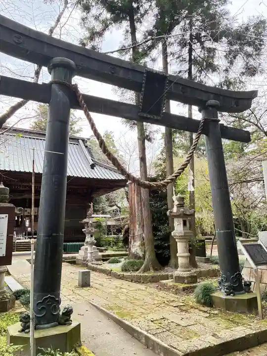 雄琴神社(栃木県)