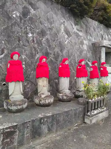 高松山観音寺の地蔵