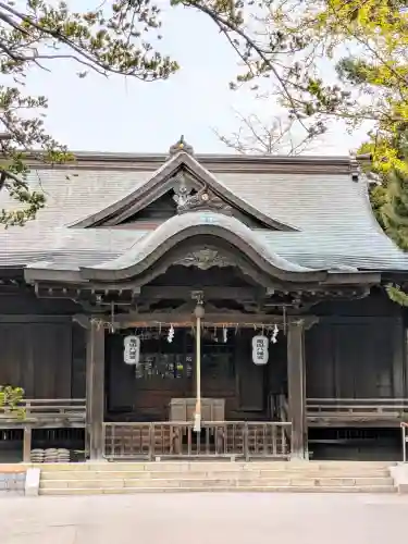 亀田八幡宮の{uncategorized: "未分類", other: "その他", undefined: "問題あり", building: "その他建物", grave: "お墓", sacred_gate: "鳥居", guardian: "狛犬", statue: "像", buddha: "仏像", history: "歴史", nature: "自然", garden: "庭園", animal: "動物", pagoda: "塔", temizu: "手水舎", mountain_gate: "山門・神門", sanctuary: "本殿・本堂", subordinate: "末社・摂社", art: "芸術", scenery: "景色", jizo: "地蔵", ema: "絵馬", goshuin: "御朱印", omikuji: "おみくじ", items: "授与品その他", amulet: "お守り", goshuincho: "御朱印帳", eats: "食事", festival: "お祭り", votive_dance: "神楽", shichigosan: "七五三参", wedding: "結婚式", experience: "体験その他", initially: "初詣", around: "周辺", anti_infection: "感染症対策"}