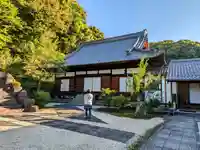 感応寺の本殿・本堂