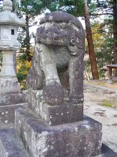 御霊神社の狛犬