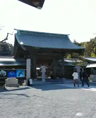 宗像大社の山門・神門