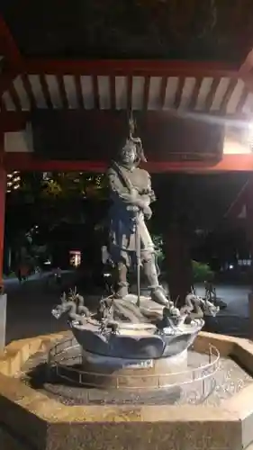 浅草寺の手水舎