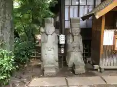 七社神社の像