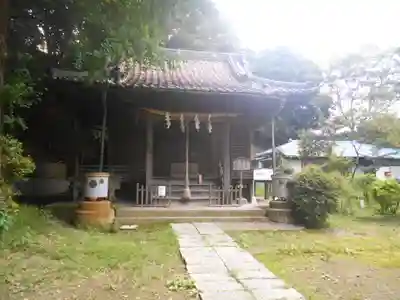 中里神社の本殿・本堂