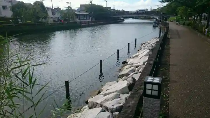 稲荷神社の周辺