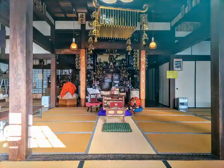 高照寺の本殿・本堂