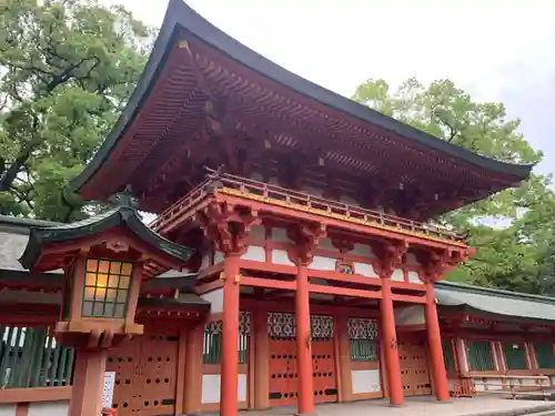 武蔵一宮氷川神社の山門