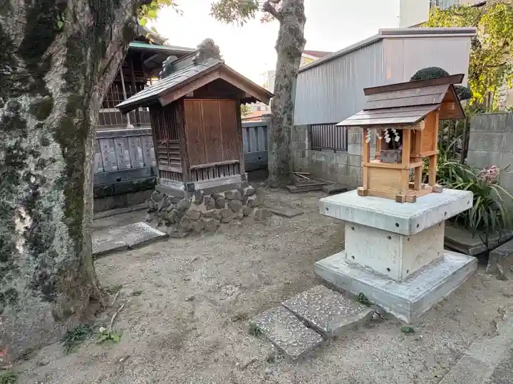 桑川神社の末社・摂社