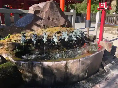 九頭龍神社新宮の手水舎