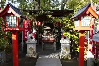 新田神社の末社・摂社