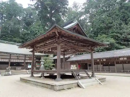 都祁水分神社の本殿