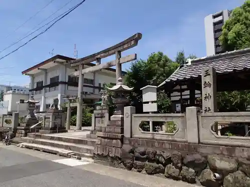 三輪神社の鳥居