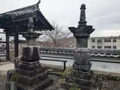 宝泉寺の塔