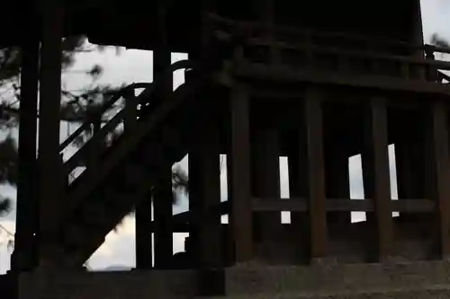 亀島神社の本殿・本堂