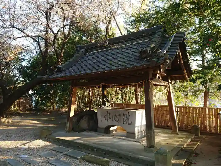 白山媛神社(上条白山媛神社)の手水舎
