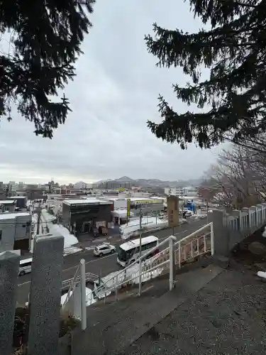 上手稲神社の{uncategorized: "未分類", other: "その他", undefined: "問題あり", building: "その他建物", grave: "お墓", sacred_gate: "鳥居", guardian: "狛犬", statue: "像", buddha: "仏像", history: "歴史", nature: "自然", garden: "庭園", animal: "動物", pagoda: "塔", temizu: "手水舎", mountain_gate: "山門・神門", sanctuary: "本殿・本堂", subordinate: "末社・摂社", art: "芸術", scenery: "景色", jizo: "地蔵", ema: "絵馬", goshuin: "御朱印", omikuji: "おみくじ", items: "授与品その他", amulet: "お守り", goshuincho: "御朱印帳", eats: "食事", festival: "お祭り", votive_dance: "神楽", shichigosan: "七五三参", wedding: "結婚式", experience: "体験その他", initially: "初詣", around: "周辺", anti_infection: "感染症対策"}