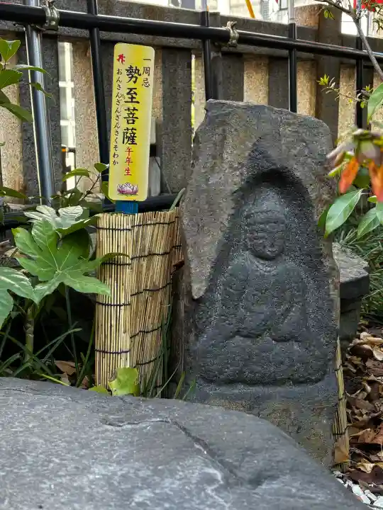 吉原弁財天本宮(吉原神社奥宮)の{uncategorized: "未分類", other: "その他", undefined: "問題あり", building: "その他建物", grave: "お墓", sacred_gate: "鳥居", guardian: "狛犬", statue: "像", buddha: "仏像", history: "歴史", nature: "自然", garden: "庭園", animal: "動物", pagoda: "塔", temizu: "手水舎", mountain_gate: "山門・神門", sanctuary: "本殿・本堂", subordinate: "末社・摂社", art: "芸術", scenery: "景色", jizo: "地蔵", ema: "絵馬", goshuin: "御朱印", omikuji: "おみくじ", items: "授与品その他", amulet: "お守り", goshuincho: "御朱印帳", eats: "食事", festival: "お祭り", votive_dance: "神楽", shichigosan: "七五三参", wedding: "結婚式", experience: "体験その他", initially: "初詣", around: "周辺", anti_infection: "感染症対策"}