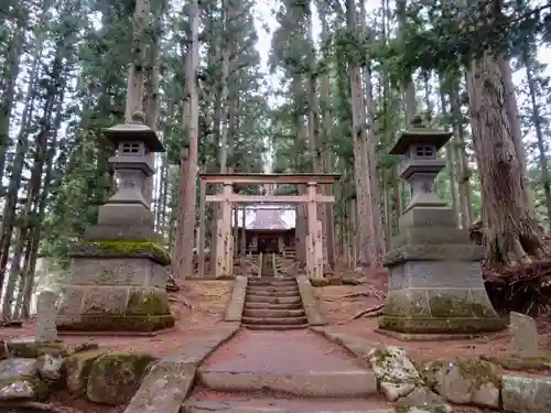 高倉神社の建物その他