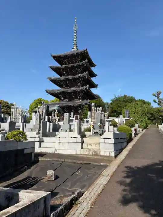 香林寺の{uncategorized: "未分類", other: "その他", undefined: "問題あり", building: "その他建物", grave: "お墓", sacred_gate: "鳥居", guardian: "狛犬", statue: "像", buddha: "仏像", history: "歴史", nature: "自然", garden: "庭園", animal: "動物", pagoda: "塔", temizu: "手水舎", mountain_gate: "山門・神門", sanctuary: "本殿・本堂", subordinate: "末社・摂社", art: "芸術", scenery: "景色", jizo: "地蔵", ema: "絵馬", goshuin: "御朱印", omikuji: "おみくじ", items: "授与品その他", amulet: "お守り", goshuincho: "御朱印帳", eats: "食事", festival: "お祭り", votive_dance: "神楽", shichigosan: "七五三参", wedding: "結婚式", experience: "体験その他", initially: "初詣", around: "周辺", anti_infection: "感染症対策"}