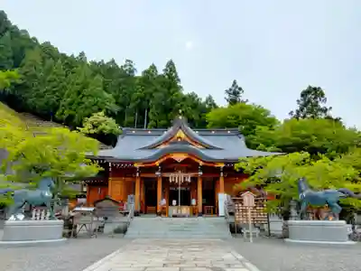丹生川上神社(上社)の本殿・本堂