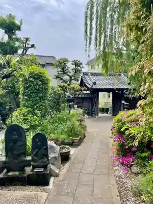 大林院の{uncategorized: "未分類", other: "その他", undefined: "問題あり", building: "その他建物", grave: "お墓", sacred_gate: "鳥居", guardian: "狛犬", statue: "像", buddha: "仏像", history: "歴史", nature: "自然", garden: "庭園", animal: "動物", pagoda: "塔", temizu: "手水舎", mountain_gate: "山門・神門", sanctuary: "本殿・本堂", subordinate: "末社・摂社", art: "芸術", scenery: "景色", jizo: "地蔵", ema: "絵馬", goshuin: "御朱印", omikuji: "おみくじ", items: "授与品その他", amulet: "お守り", goshuincho: "御朱印帳", eats: "食事", festival: "お祭り", votive_dance: "神楽", shichigosan: "七五三参", wedding: "結婚式", experience: "体験その他", initially: "初詣", around: "周辺", anti_infection: "感染症対策"}