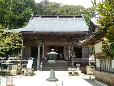 薬王寺の本殿・本堂