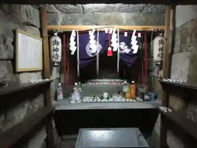 江島杉山神社の本殿・本堂