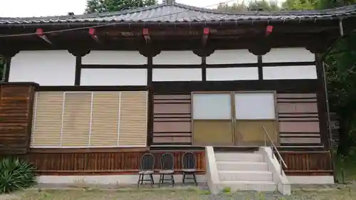 高秀寺の本殿・本堂