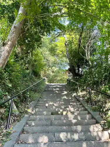 法華堂跡（源頼朝墓・北条義時墓）の庭園