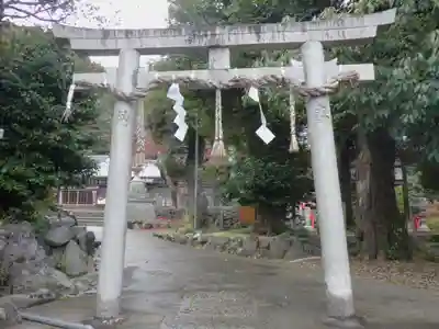 三宅八幡宮の鳥居