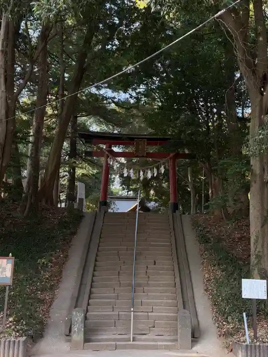 氷川女體神社の{uncategorized: "未分類", other: "その他", undefined: "問題あり", building: "その他建物", grave: "お墓", sacred_gate: "鳥居", guardian: "狛犬", statue: "像", buddha: "仏像", history: "歴史", nature: "自然", garden: "庭園", animal: "動物", pagoda: "塔", temizu: "手水舎", mountain_gate: "山門・神門", sanctuary: "本殿・本堂", subordinate: "末社・摂社", art: "芸術", scenery: "景色", jizo: "地蔵", ema: "絵馬", goshuin: "御朱印", omikuji: "おみくじ", items: "授与品その他", amulet: "お守り", goshuincho: "御朱印帳", eats: "食事", festival: "お祭り", votive_dance: "神楽", shichigosan: "七五三参", wedding: "結婚式", experience: "体験その他", initially: "初詣", around: "周辺", anti_infection: "感染症対策"}