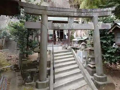 新羽杉山神社の鳥居