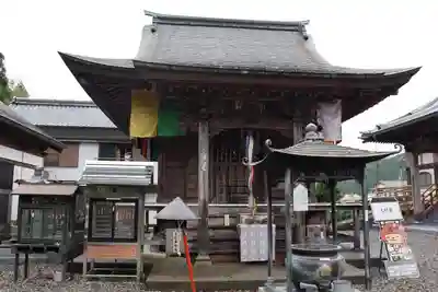 岩本寺の本殿・本堂