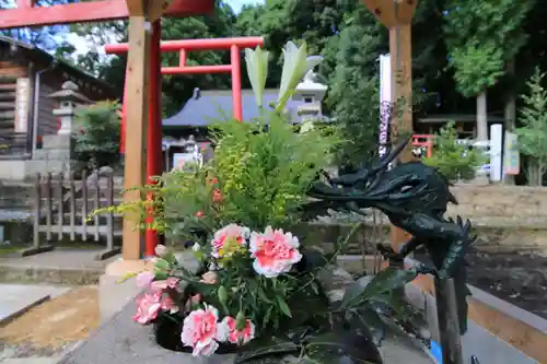 三光稲荷神社の手水