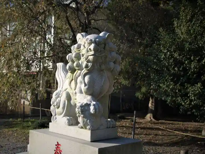 山本浅間神社の狛犬