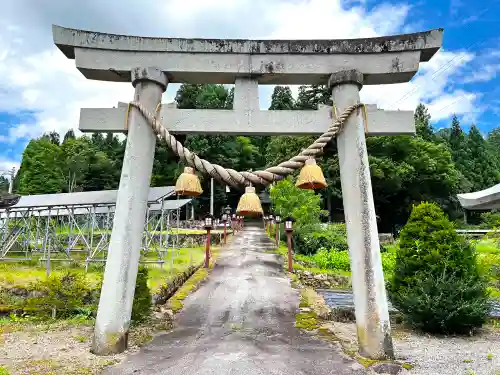 高田神社の鳥居