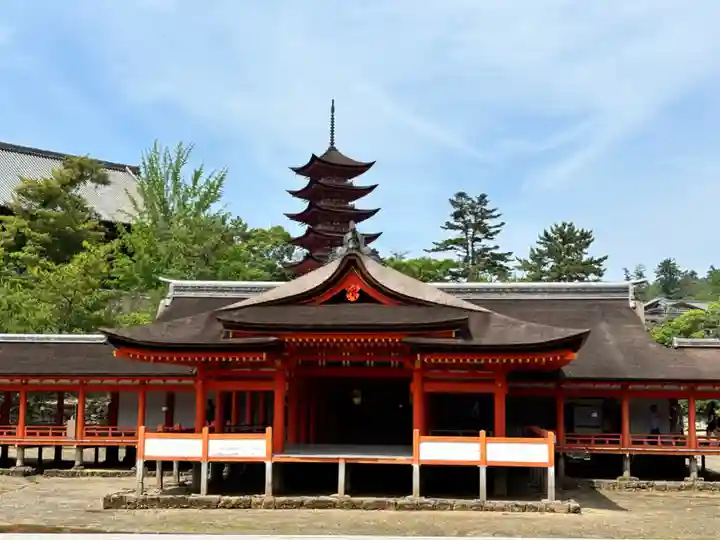 厳島神社(広島県)