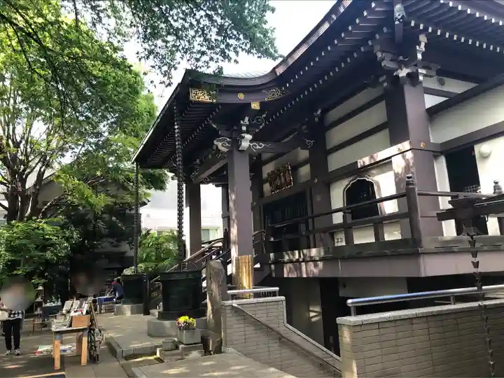 養源寺の本殿・本堂