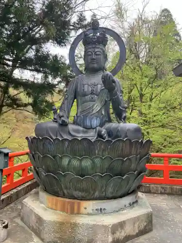 日石寺の{uncategorized: "未分類", other: "その他", undefined: "問題あり", building: "その他建物", grave: "お墓", sacred_gate: "鳥居", guardian: "狛犬", statue: "像", buddha: "仏像", history: "歴史", nature: "自然", garden: "庭園", animal: "動物", pagoda: "塔", temizu: "手水舎", mountain_gate: "山門・神門", sanctuary: "本殿・本堂", subordinate: "末社・摂社", art: "芸術", scenery: "景色", jizo: "地蔵", ema: "絵馬", goshuin: "御朱印", omikuji: "おみくじ", items: "授与品その他", amulet: "お守り", goshuincho: "御朱印帳", eats: "食事", festival: "お祭り", votive_dance: "神楽", shichigosan: "七五三参", wedding: "結婚式", experience: "体験その他", initially: "初詣", around: "周辺", anti_infection: "感染症対策"}
