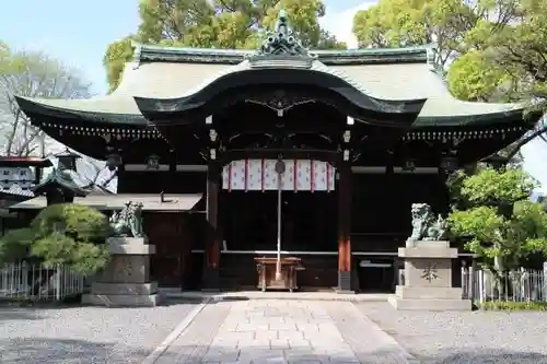 生根神社の本殿