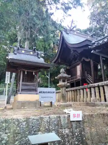 一王子神社の本殿