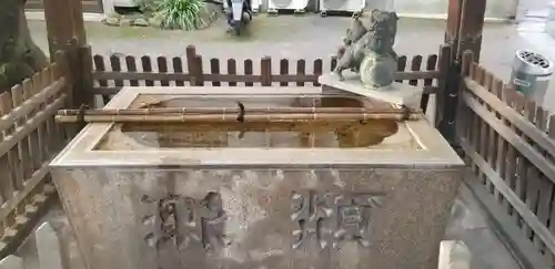 千住氷川神社の手水舎