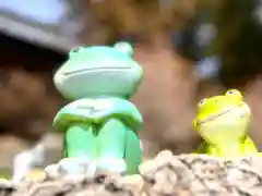 菱野健功神社の狛犬