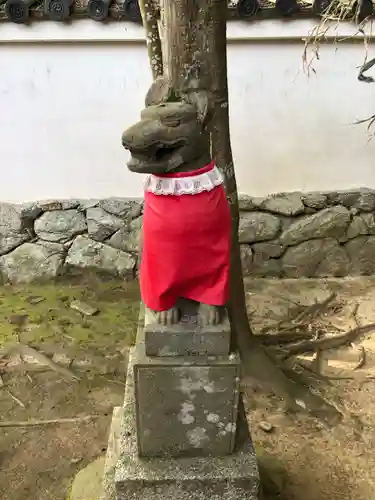 白鳥神社の狛犬