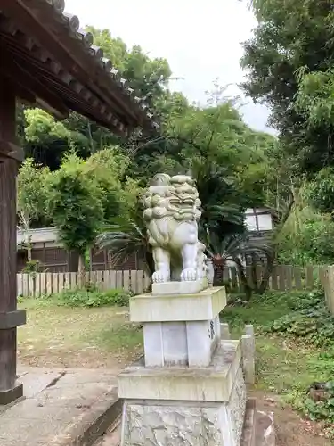 高縄神社の狛犬