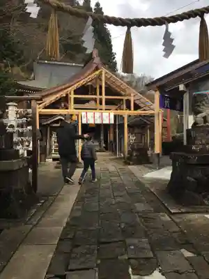 高龍神社の本殿・本堂